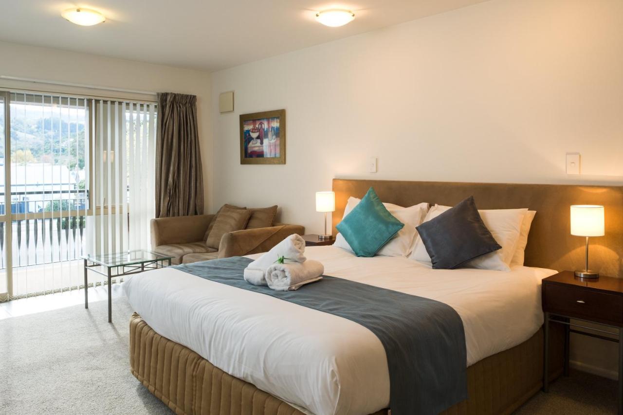 Tresori Motor Lodge 아카로아 외부 사진